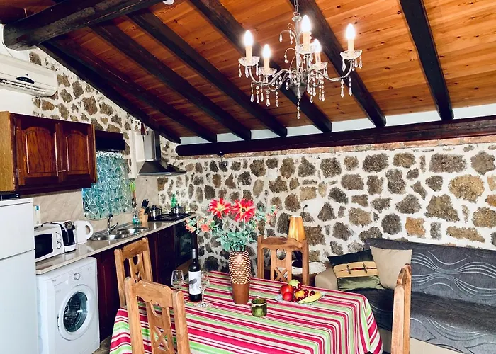 Prázdninový dům Ermones Emerald