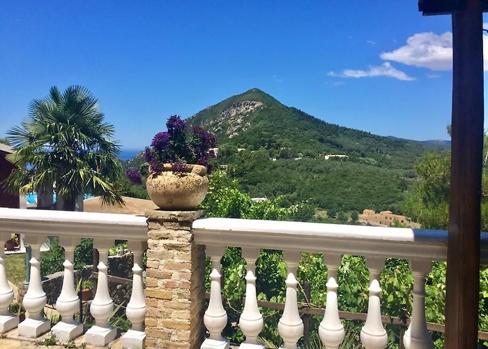 Сasa de vacaciones Ermones Emerald